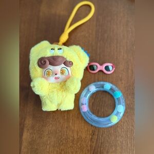 Jotoys Q.Kid Emotional Hairy
Monsters Series Plush Bag Clip / charm "Delight"